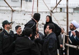 İran da 3 Ayda 105 Kişi İdam Edildi
