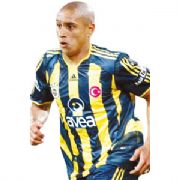 FENERDE, SIKIŞAN TOPU CARLOS A ATIYOR