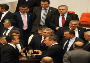 YUMRUKÇU VEKİLLER CİHAZ BOZDU
