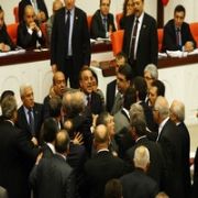BDP Lİ VEKİLLERE AĞIR UYARI