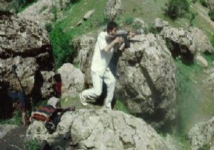 ÖCALAN IN KALEŞNİKOFLU AVUKATI!