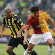 İNTERNET TE FENERBAHÇE-GALATASARAY DERBİSİ GEYİKLERİ!