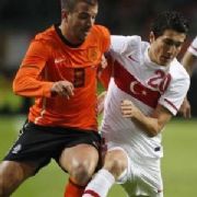 YENİ MİLLİ TAKIM UMUT VERDİ!