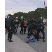 SEN MİSİN PROTESTO GÖSTERİSİ YAPMAYA GİDEN?