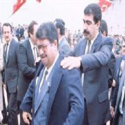 ÖZAL IN VEFATI:  KALP KRİZİ GİBİ GÖRÜNÜYORDU  