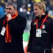HAGİ NİN KOLTUĞU İYİCE SALLANIYOR!