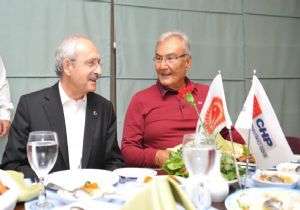 CHP Antalya da Kampa Girdi