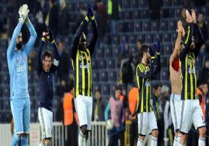 FENER, SAMSUN UN İŞİNİ İLK YARI BİTİRDİ 