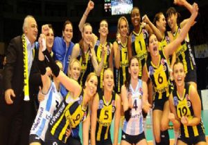 SARI MELEKLER ŞAMPİYONLUĞA KOŞUYOR