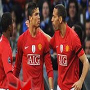 MANCHESTER, FİNALE GÖZ KIRPTI 