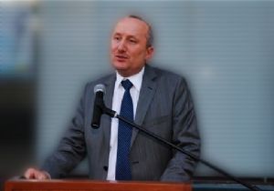 ESKİŞEHİR VALİSİ KAZA GEÇİRDİ!