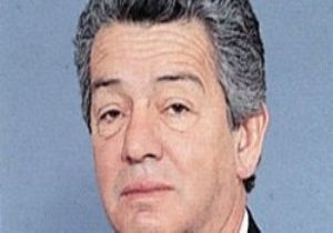 ESKİ BAKAN NAFİZ KURT YAŞAMINI YİTİRDİ