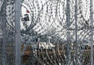 YUNANİSTAN DAN SINIRA TEL ÖRGÜ!