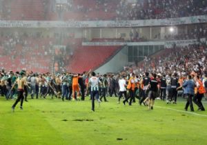 PFDK Beşiktaş ve Konya ya Ceza Yağdırdı