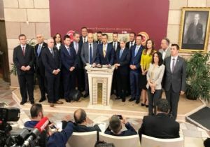 Ve 15 Vekil CHP ye Geri Döndü