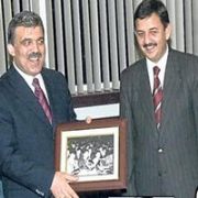 GÜL:  ÖZHASEKİ YE SONUNA KADAR KEFİLİM 