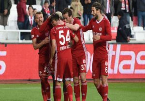 Başakşehir e Sivasspor Darbesi 1-0