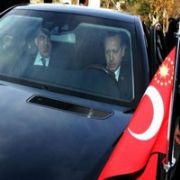 ERDOĞAN, CUMHURBAŞKANLARINI NAMAZA GÖTÜRDÜ!
