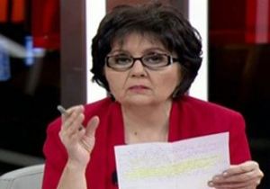 Can Ataklı gitti, Ayşenur Arslan geldi!