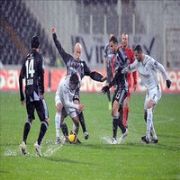 BURSASPOR, KAHİN İN HESAPLARINI ALT ÜST ETTİ  2-3