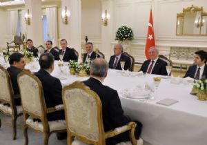 ÇANKAYA KÖŞK ÜNDE YENİ YIL YEMEĞİ