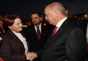 Erdoğan ile Akşener El Sıkıştı