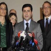 KRİTİK GÖRÜŞME SONA ERDİ, BDP ISRARLI!