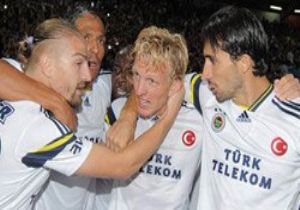 KUYT ATTI, FENER 3 PUANI KAPTI 1-0