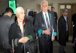 KAMALAK IN EŞİNE ADLİYEDE BAŞÖRTÜ ŞOKU