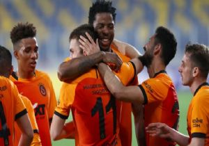 Galatasaray PSV Eindhoven Sınavında