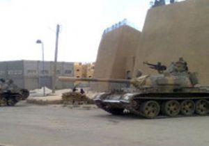 SURİYE DE KANLI PAZAR!TANKLAR ÖLÜM SACTI
