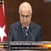 ÖĞRENCİ YE DAYAĞI BAKAN ÇİÇEK NASIL YORUMLADI?