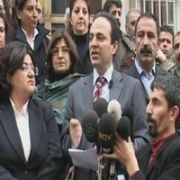TÜRK SİYASETİNDE UNUTULMAZ KÜFÜRLER