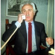 OĞLU, CEVHER ÖZDEN İN İNTİHAR ETTİĞİNE İNANAMADI