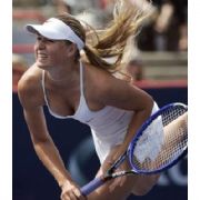 SHARAPOVA, ŞORTLA NASIL FİRİKİK VERDİ?