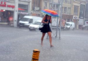 METEOROLOJi DEN KUVVETLİ YAĞIŞ UYARISI