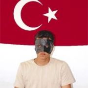 PKK LİDERLERİ MAĞARA DA HAREM KURMUŞ