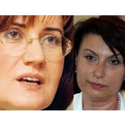 MHP Lİ AKŞENER DEN CHP Lİ MUMCU YA ÖVGÜ