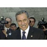 ARINÇ TAN İLGİNÇ SÖZLER