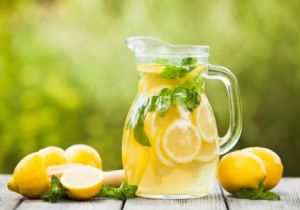 Limonlu Su İçmek  İçin 10 Neden!