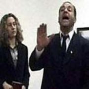 YUNANLI DAMAT, NİKAHI BİRBİRİNE KATTI