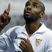FENERBAHÇE, SEVİLLA NIN GOLCÜSÜ KANOUTE Yİ İSTEDİ 