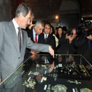 ALMAN BİT PAZARINDA SATILAN TARİHİ ESERLER TÜRKİYE DE 
