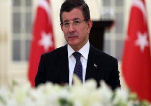 Davutoğlu:  Türk ve Kürt Kardeştir 