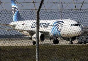 Flaş.. Mısır Yolcu Uçağı Kaçırıldı