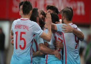 Millilerden Euro 2016 ya Hazırız Mesajı 