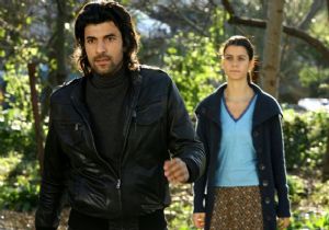 Beren Saat ten Engin Akyürek çıkışı!