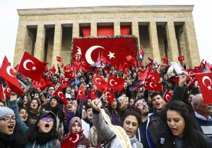 Ulu Önder İçin Çirkin Paylaşım