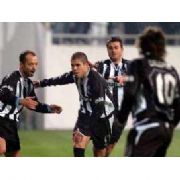 BEŞİKTAŞ, TARİHİNDE İLK KEZ BİR İNGİLİZ TAKIMINI  İSTANBUL DA YENMEYİ BAŞARDI
