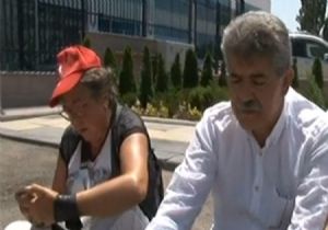 CHP nin Önünde Kurultay Eylemi